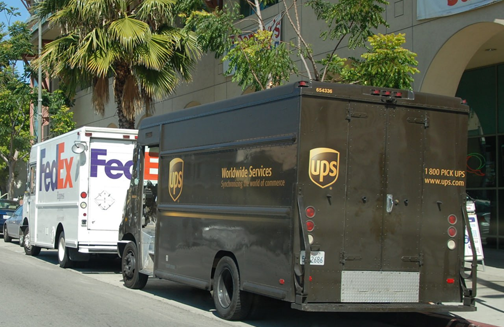 Надбавки FedEx і UPS: що змінюється у 2025 році | GlobalPost