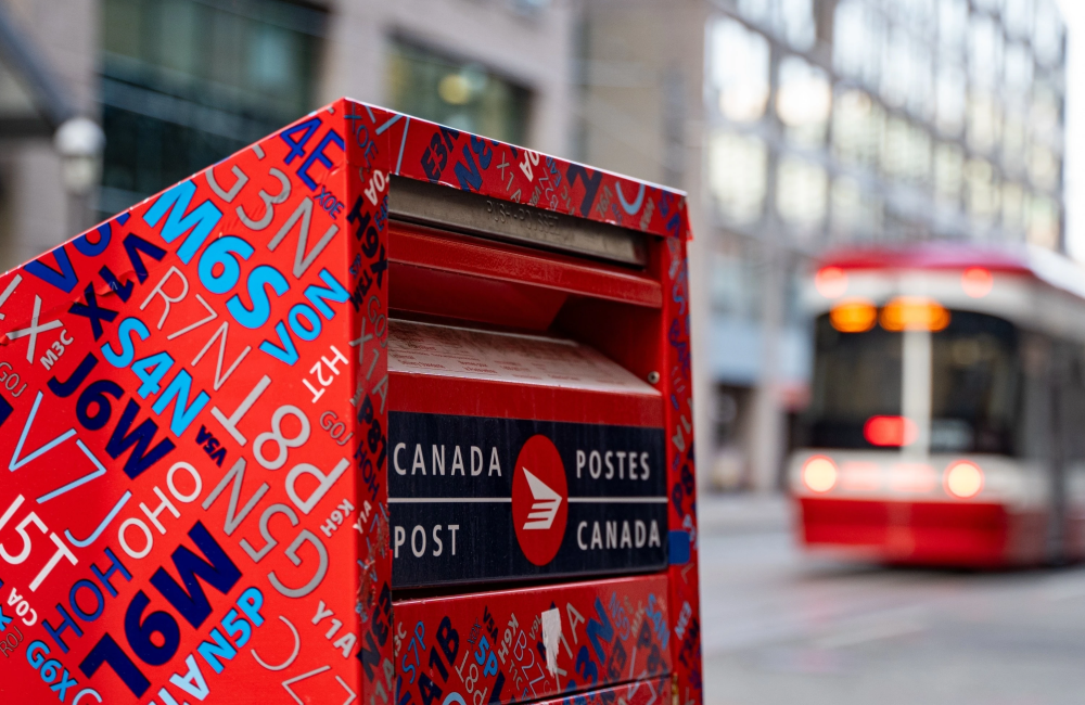 Canada Post strike: warning of delivery delays